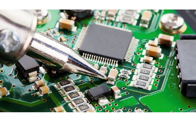 PCBA加工中的電烙鐵焊錫到底有沒有毒？